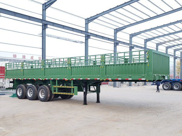 倉柵式運輸半掛車