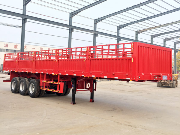 倉柵式運輸半掛車